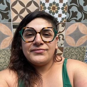 Meet your Posher, Shaina